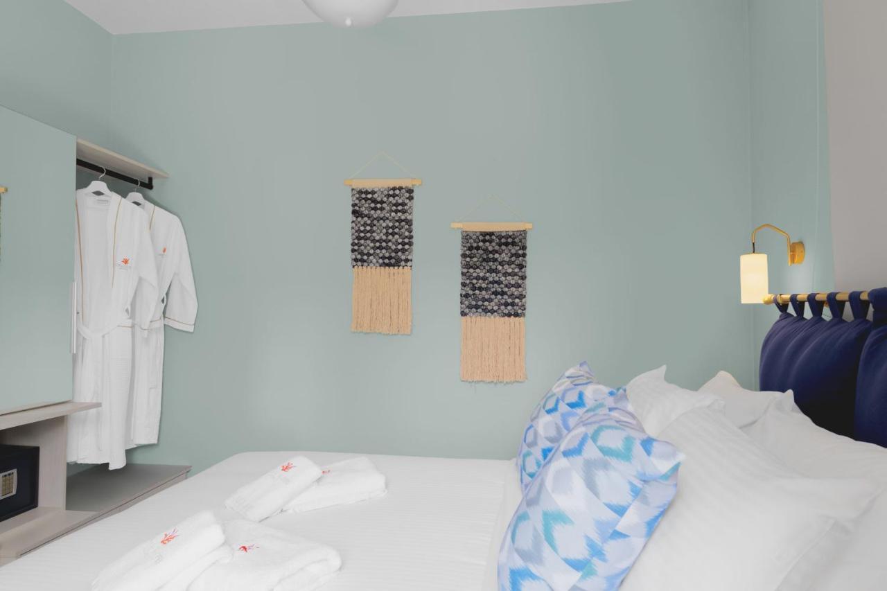 Corali Suites Andros Баци Екстериор снимка