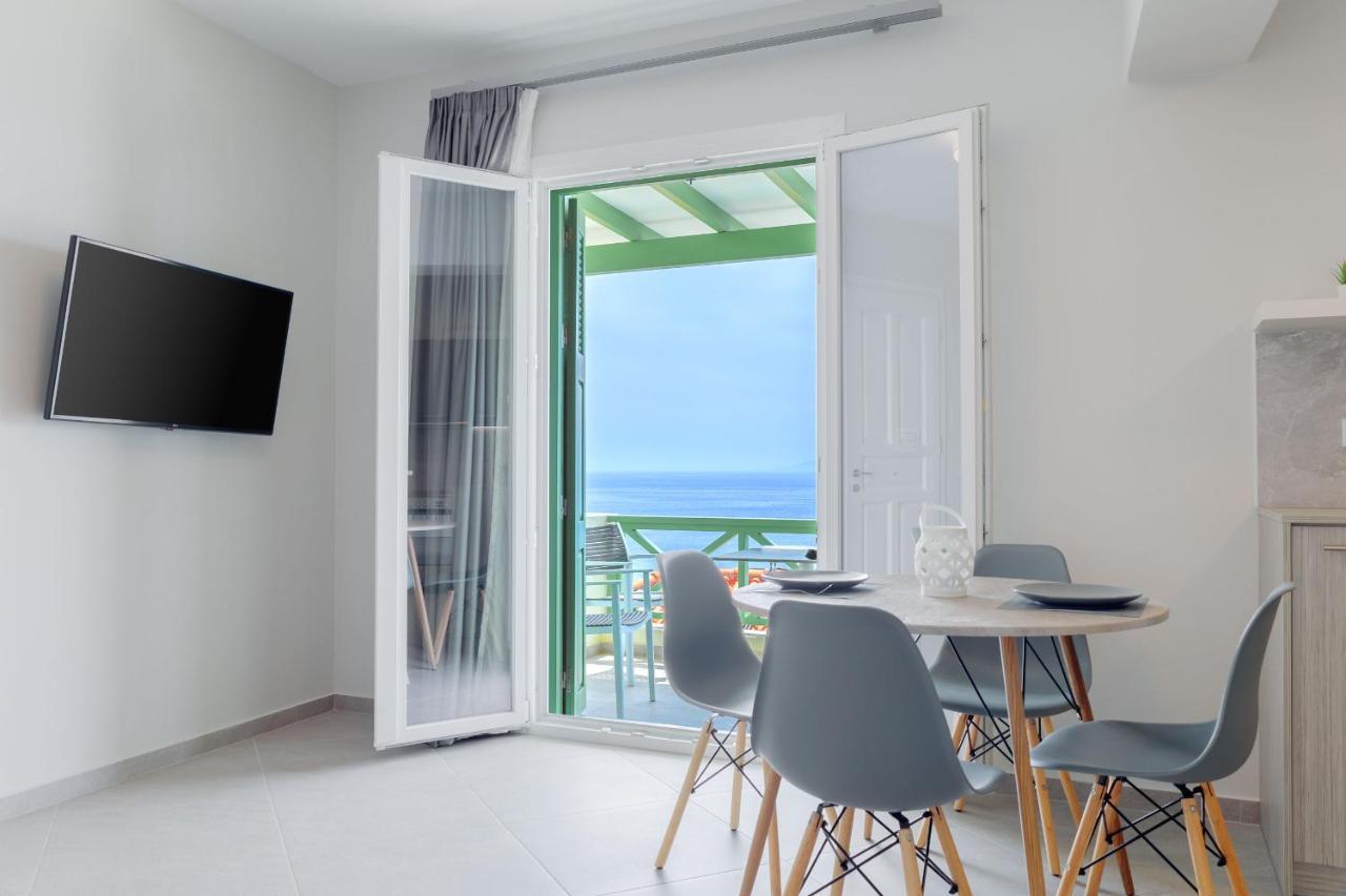 Corali Suites Andros Баци Екстериор снимка