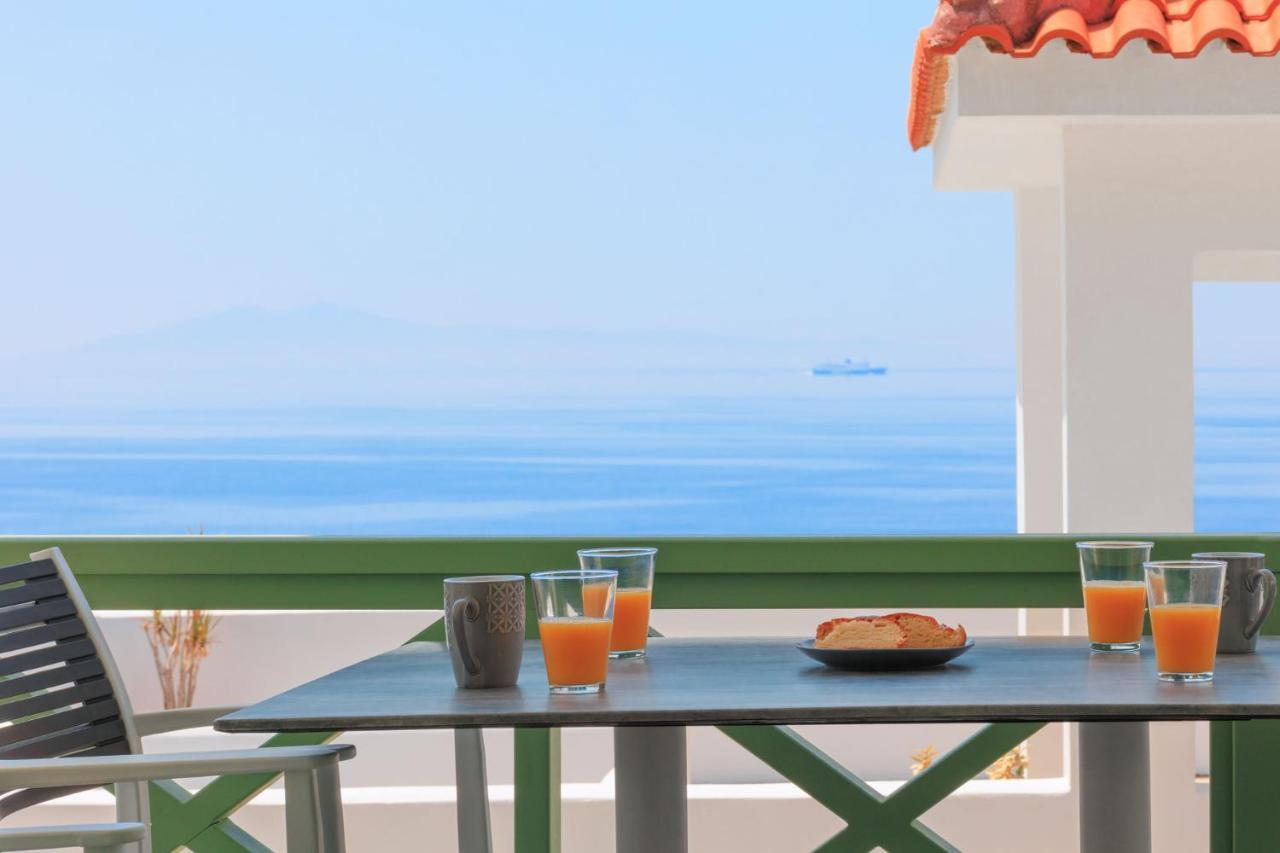 Corali Suites Andros Баци Екстериор снимка